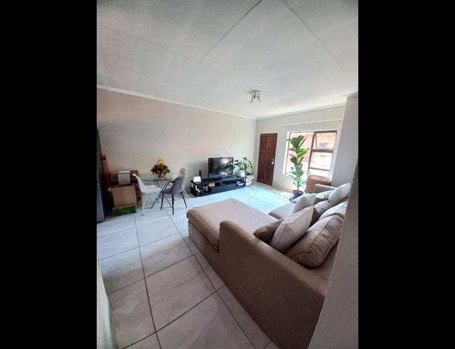 2 BEDROOM APARTMENT FOR SALE IN ALBERTSDAL